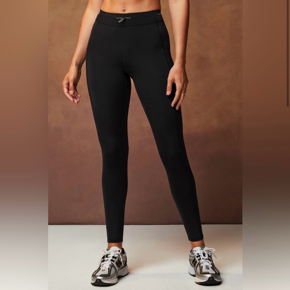 Fabletics Motion 360 Bungee Leggings Size M